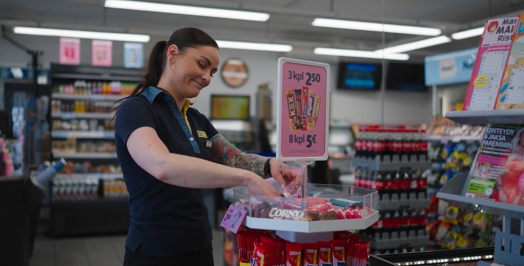 R kauppias jenni videokuva